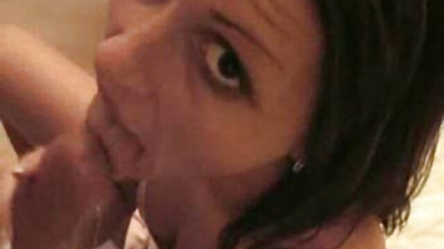Las mejores vibraciones para tia con sobrino cojiendo su tupido y pequeño castor