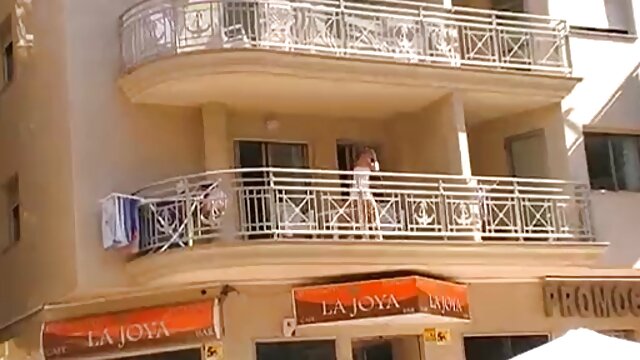 Alta videos de tias comiendo pollas uniformada milf fingerfucked
