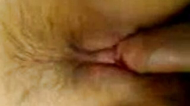 Coño afeitado tias con tetas grandes follando