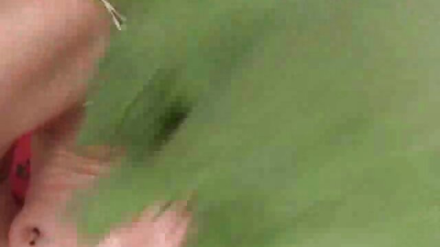 Espiando en videos de porno entre tia y sobrino el spa cámara oculta Parte 2